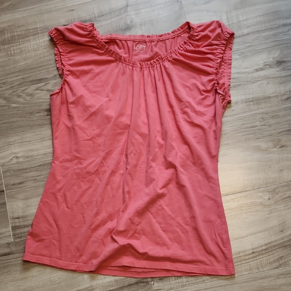 LOFT Women's Coral Top